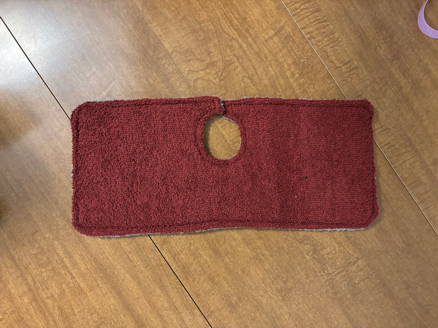 Red and grey cloth sink mats